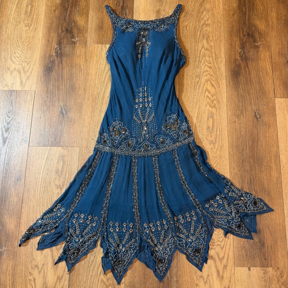 Sue Wong Dresses & Skirts - Vintage Y2K 100% Silk Beaded Dress Vintage Beaded Dress Silk Sue Wong Dress